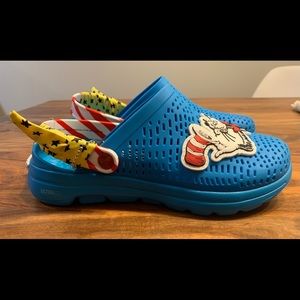 Dr. Seuss x Skechers Cali Gear Go Walk 5 The Cat in the Hat 111300